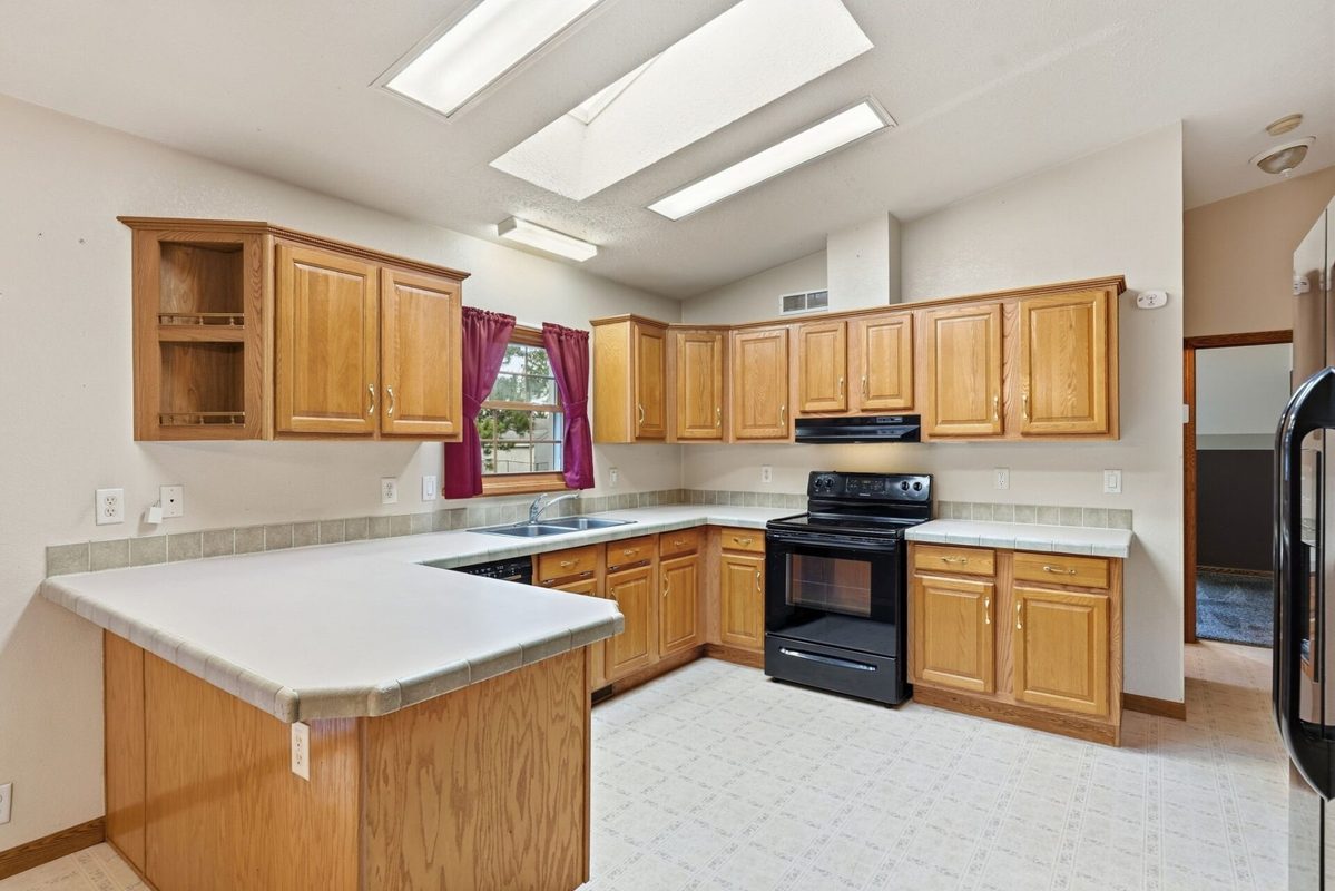 1027 Prairie Circle, Menomonie WI 54751 - Residential house for sale - MLS #1605849 - image8