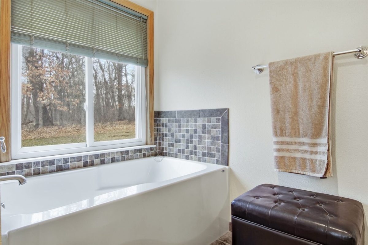 S8280 Lowes Creek Road, Eau Claire WI 54701 - Residential house for sale - MLS #1604237 - image13