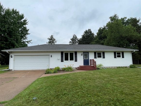 1420 Kernan Court, Eau Claire WI 54703 - Residential house for sale - MLS #1602911 - image1