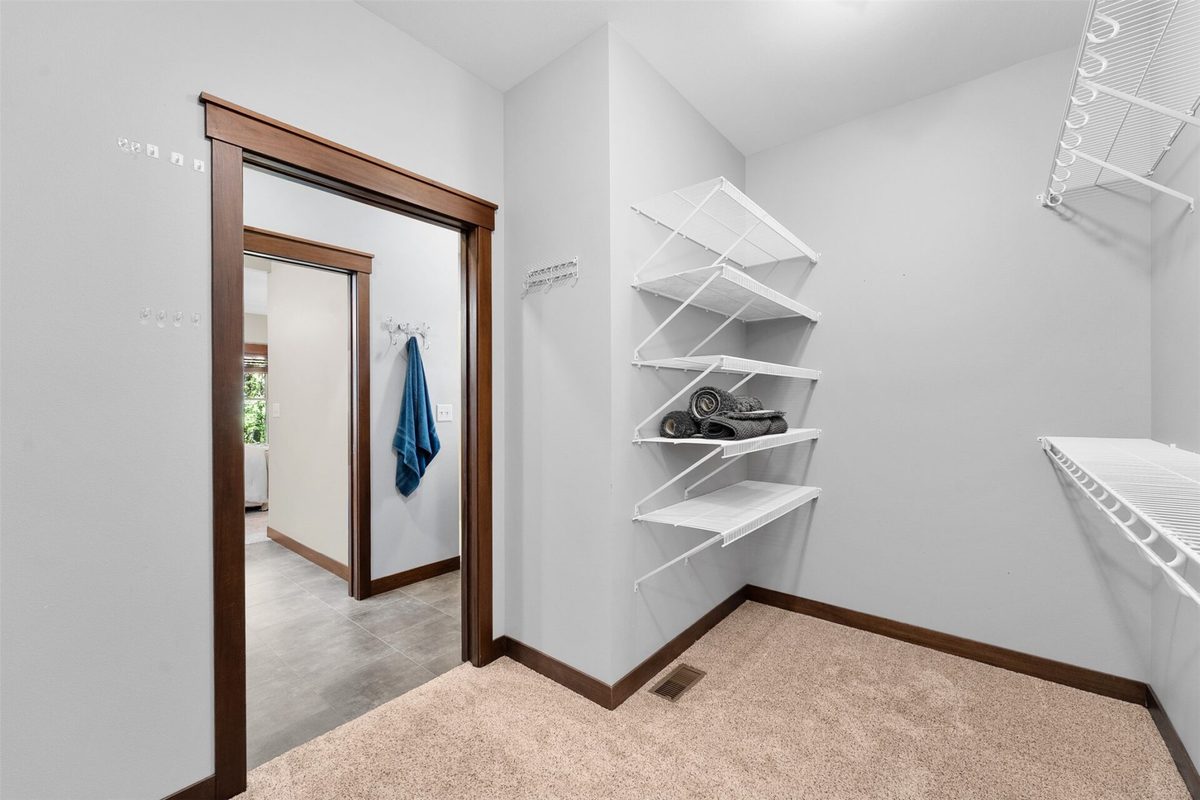 1904 Deblene Lane, Eau Claire WI 54703 - Residential house for sale - MLS #1606176 - image15