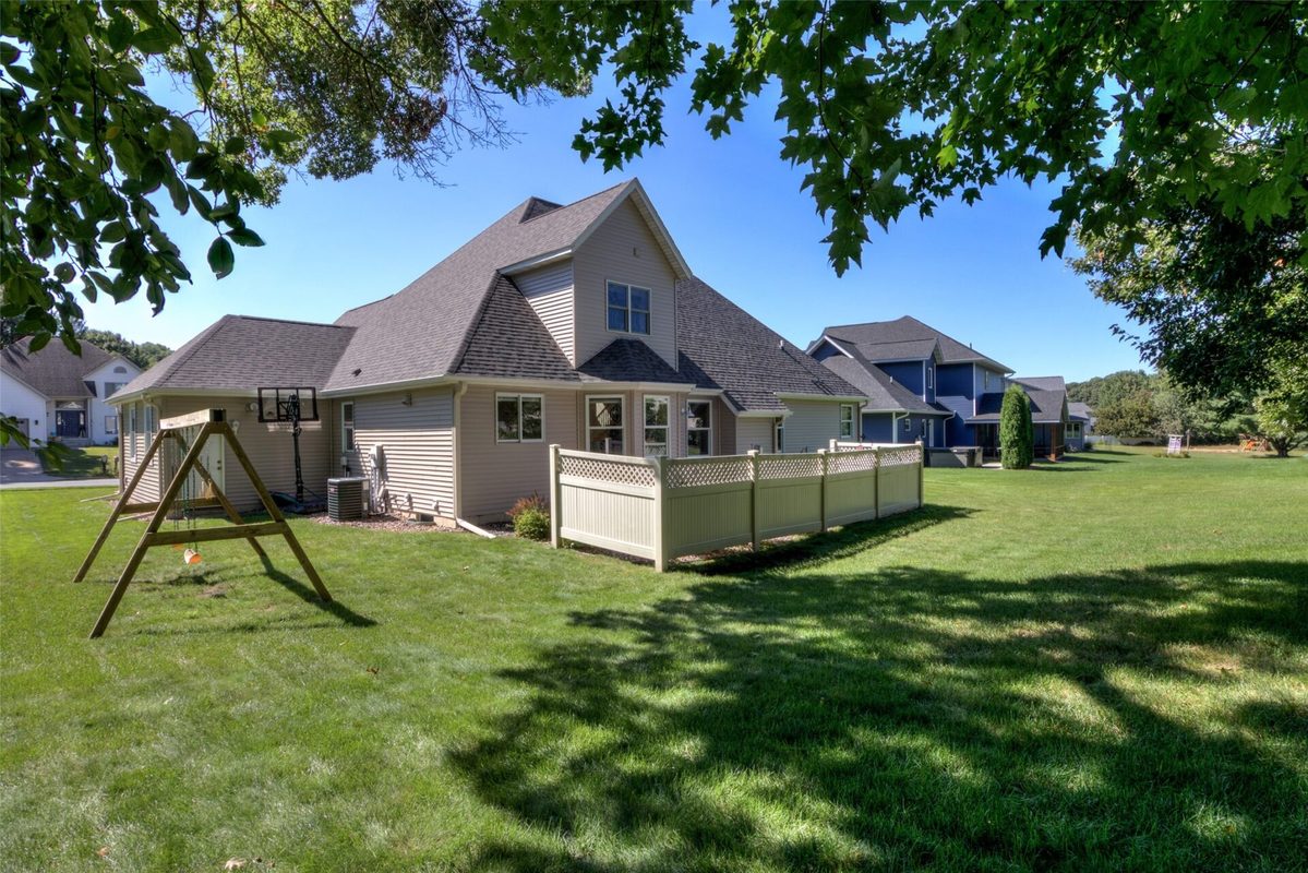 3208 Tiburon Drive, Eau Claire WI 54701 - Residential house for sale - MLS #1605000 - image49