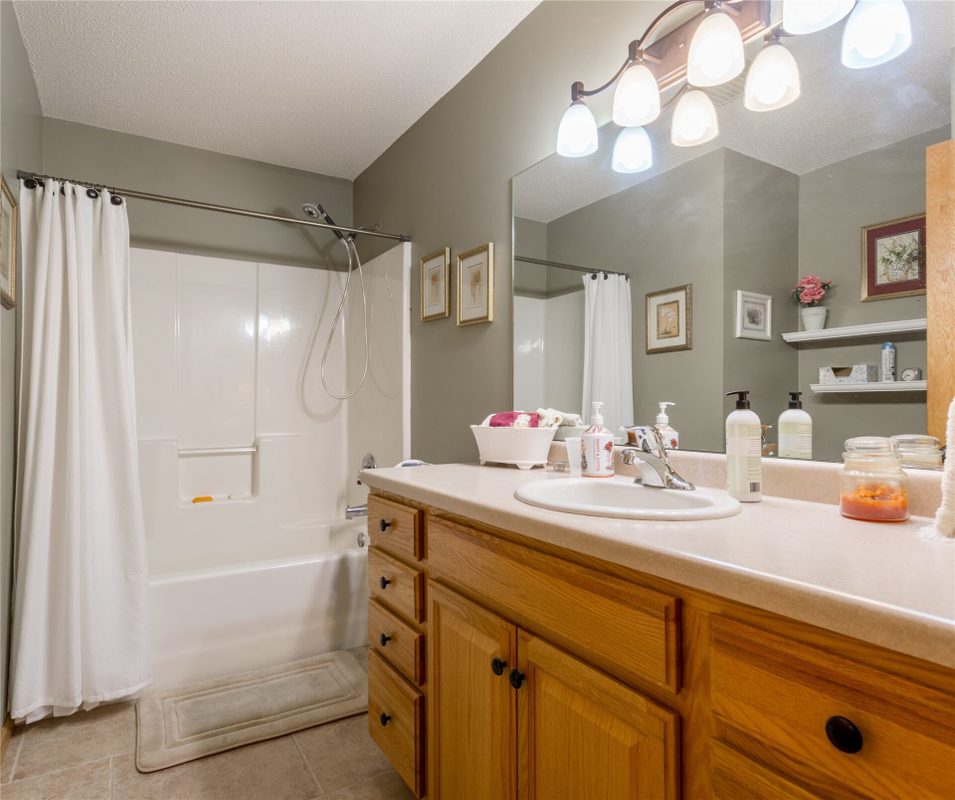 956 Sunflower Way, Amery, WI