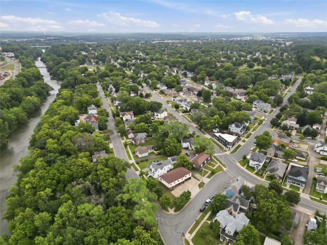 303 Talmadge Street, Eau Claire WI 54701 - ResidentialIncome house for sale - MLS #1604244 - image17