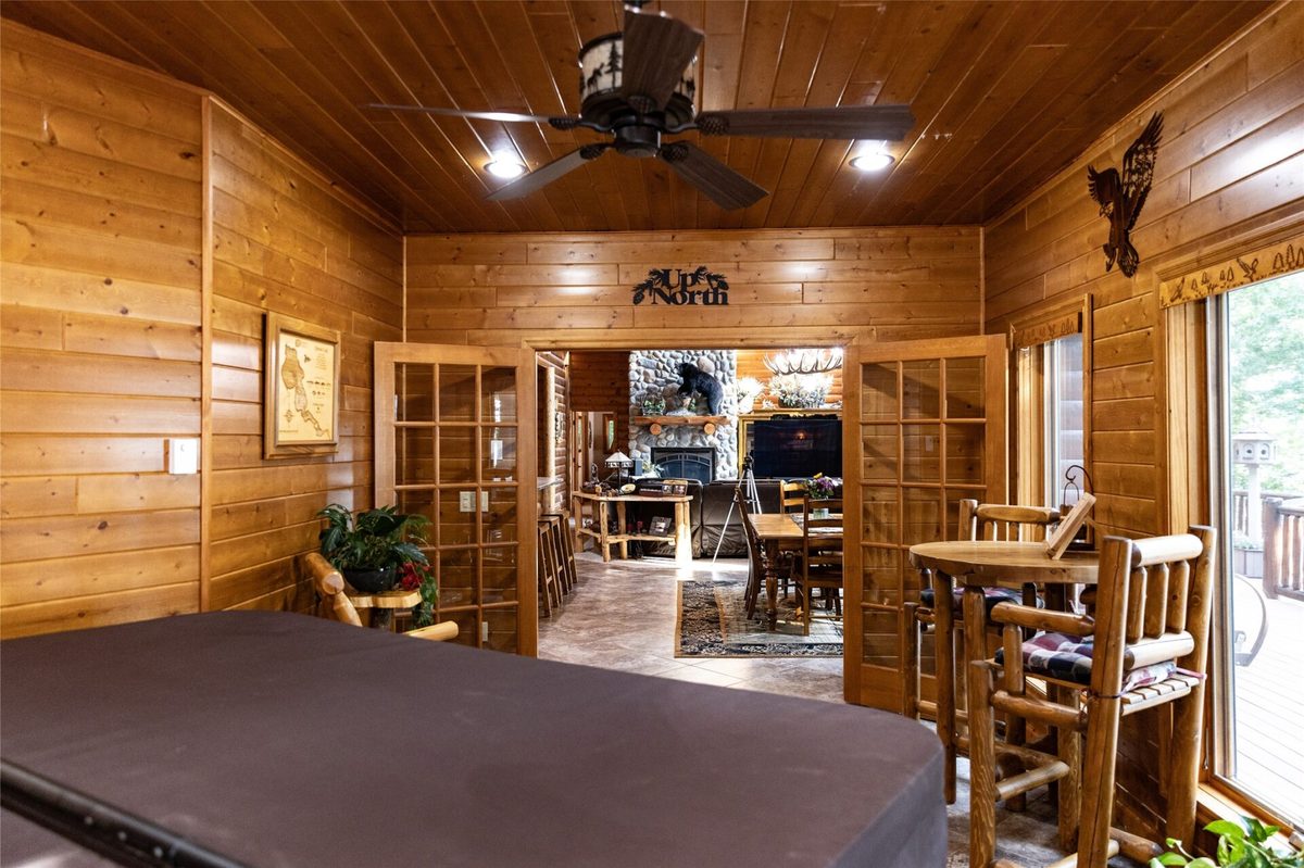 W5405 Park Place, Spooner, WI