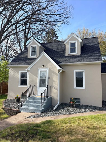 11 E Coleman Street