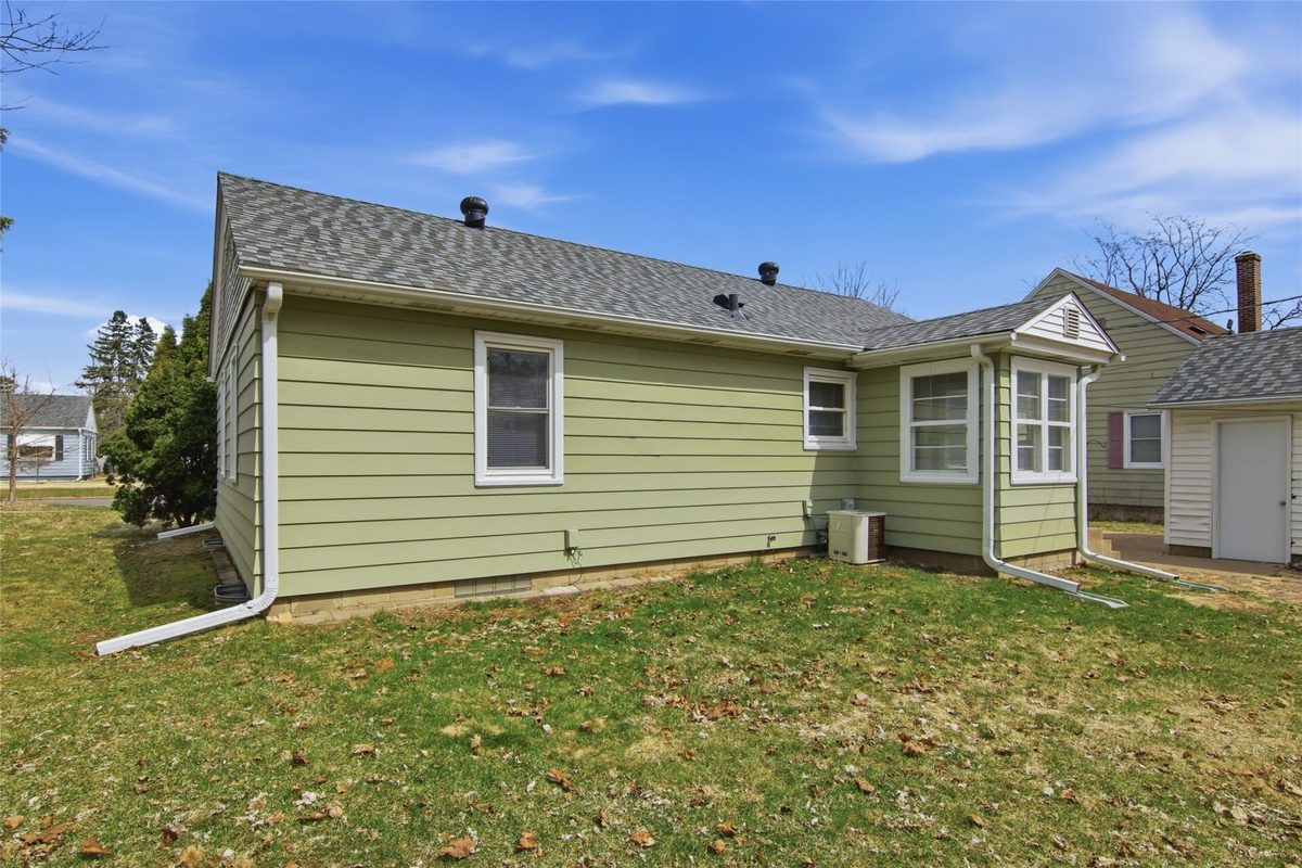 1915 Ohm Avenue, Eau Claire, WI