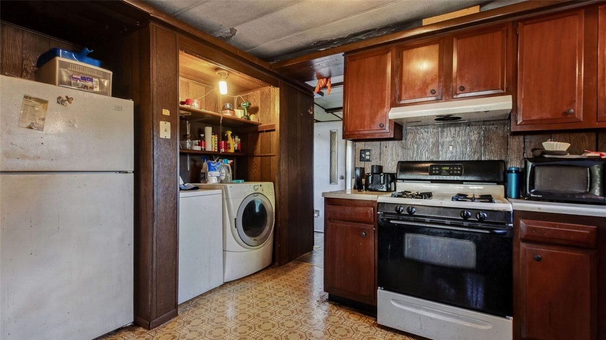 429 Scott Street, Elmwood WI 54740 - Residential house for sale - MLS #1604966 - image2
