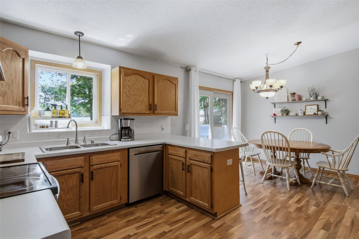 6903 Julius Drive, Eau Claire WI 54701 - Residential house for sale - MLS #1603732 - image9