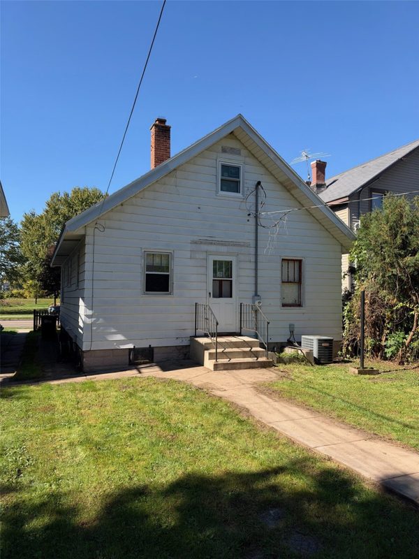 519 Forest Street, Eau Claire WI 54703 - Residential house for sale - MLS #1605752 - image2
