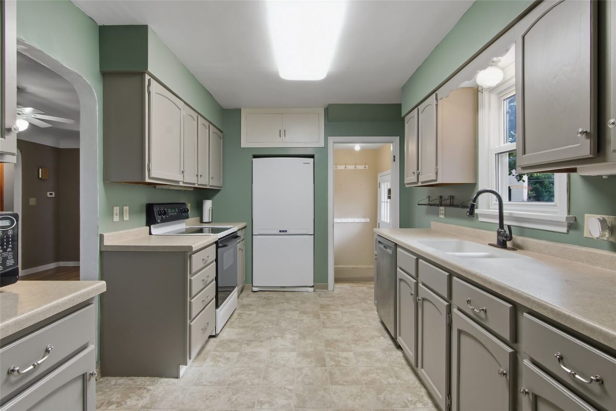 837 Hopwood Ave Avenue, Menomonie WI 54751 - Residential house for sale - MLS #1605557 - image3
