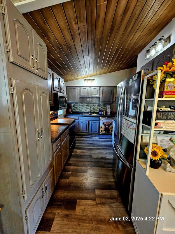 305 Wisconsin Street, Chippewa Falls WI 54729 - Residential house for sale - MLS #1601896 - image2