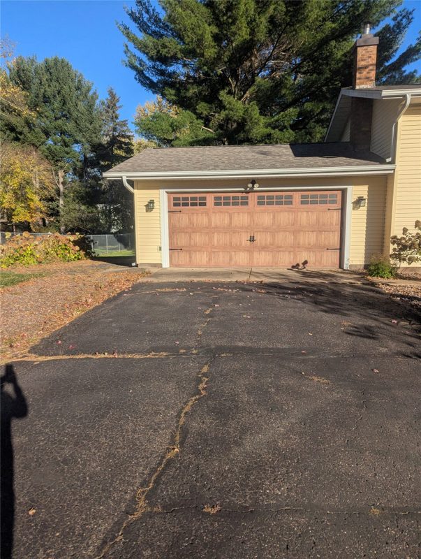 2009 Gooder Street, Eau Claire WI 54703 - Residential house for sale - MLS #1606128 - image3
