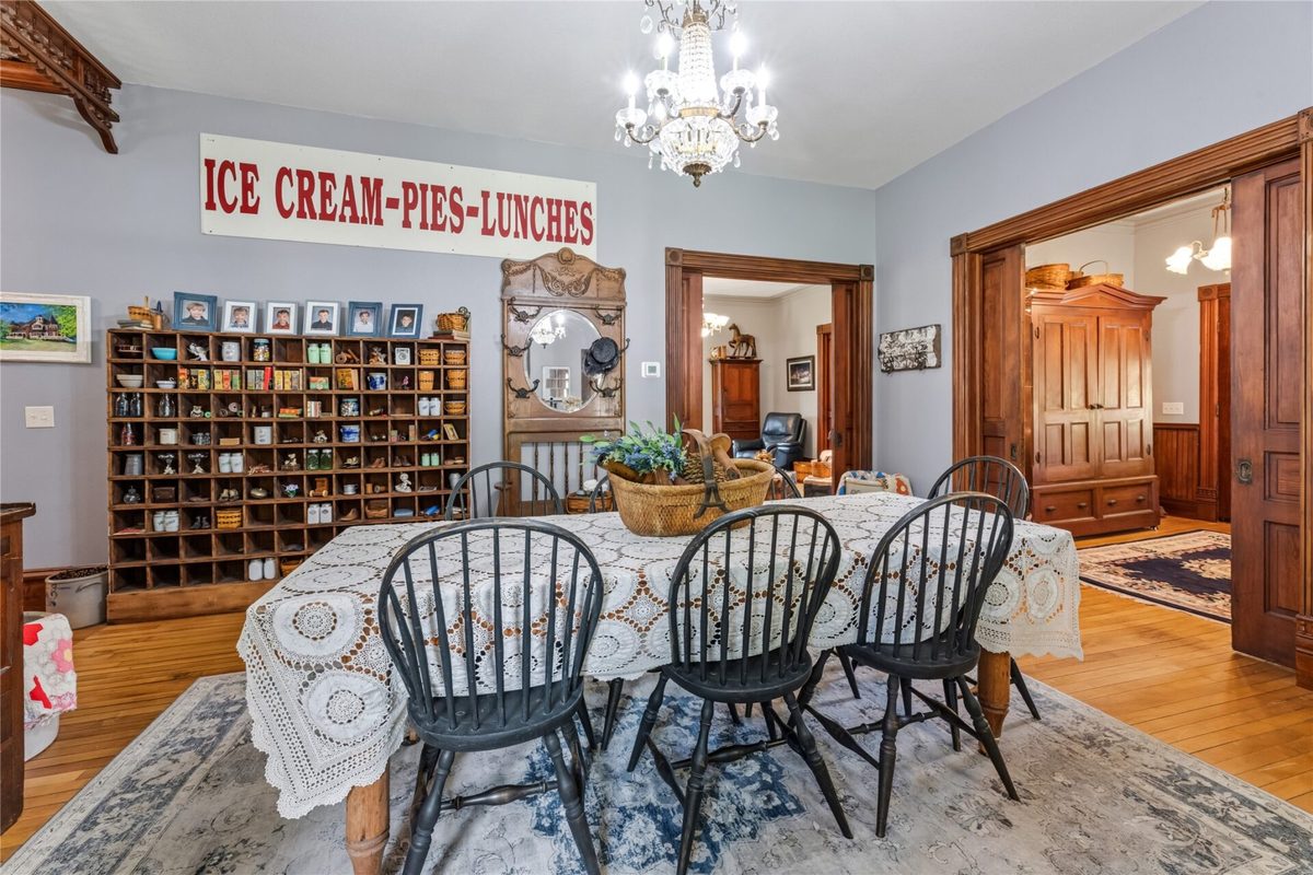 22961 Church Street, Ettrick, WI