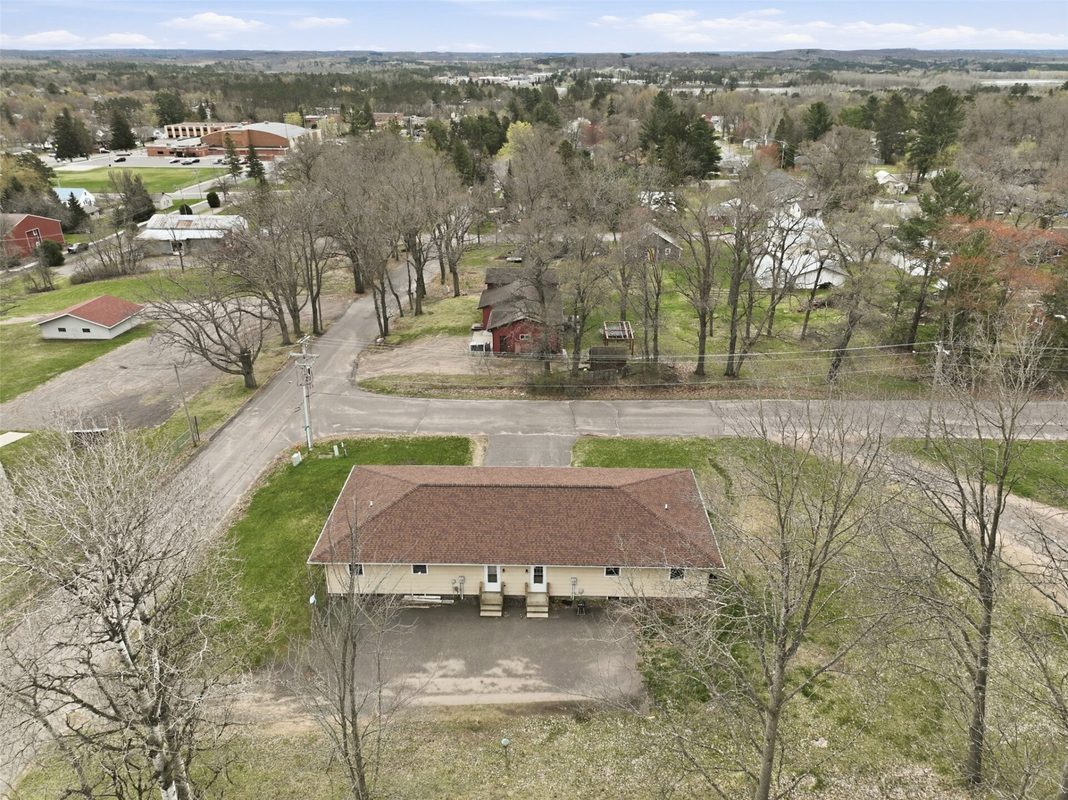 916-918 Michigan Street, Spooner WI 54801 - ResidentialIncome house for sale - MLS #1602379 - image4