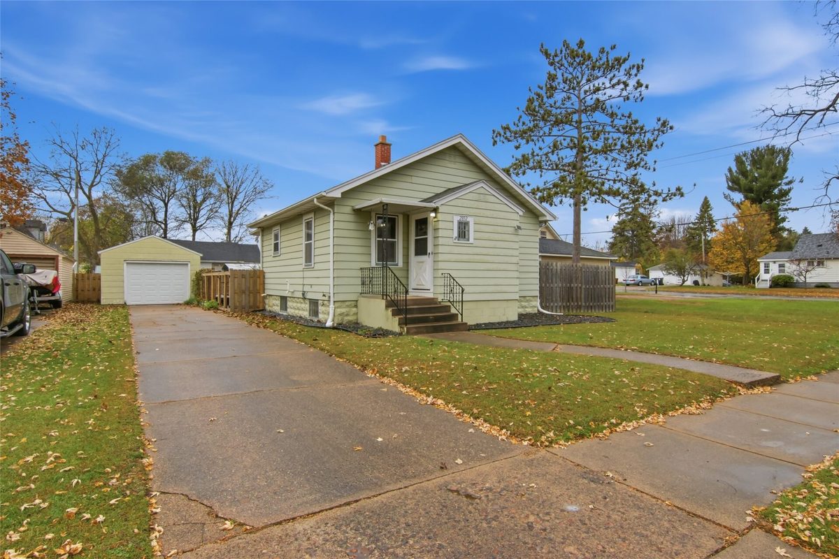2852 5th Street, Eau Claire WI 54703 - Residential house for sale - MLS #1606288 - image3