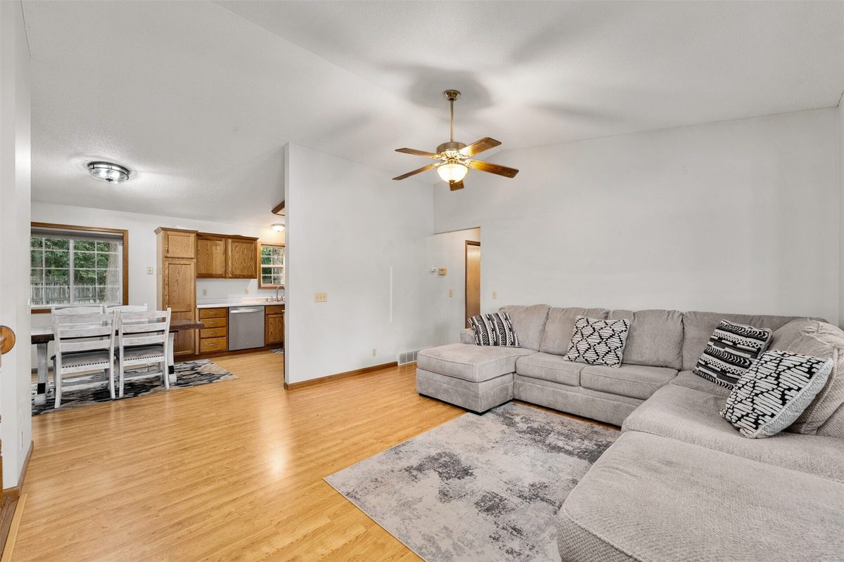 2704 Hemlock Lane, Eau Claire WI 54703 - Residential house for sale - MLS #1605679 - image7
