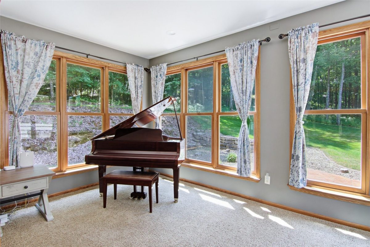 W245 Woodridge Drive, Eau Claire WI 54701 - Residential house for sale - MLS #1602701 - image18