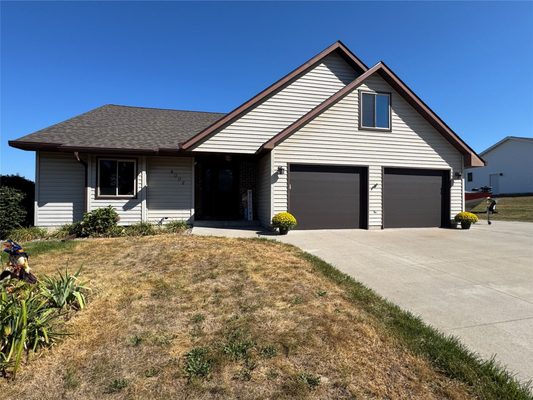 4002 Oak Knoll Drive Eau Claire WI 54701