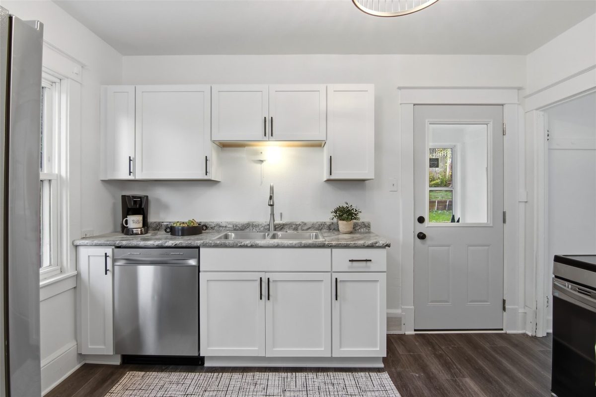 831 Hastings Way, Eau Claire WI 54703 - Residential house for sale - MLS #1605891 - image5