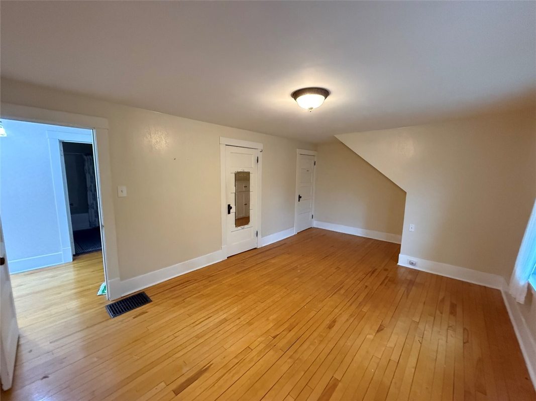1524 Highland Avenue, Eau Claire WI 54701 - Residential house for sale - MLS #1602633 - image17