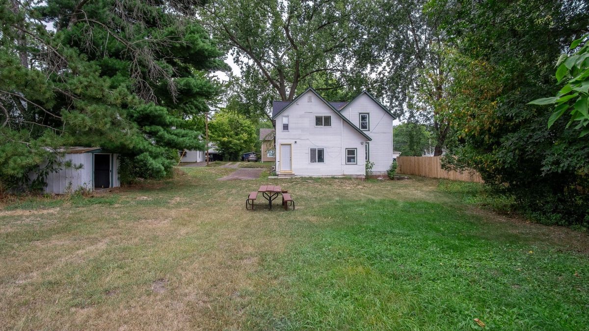 1315 11th Street, Menomonie WI 54751 - Residential house for sale - MLS #1604717 - image2