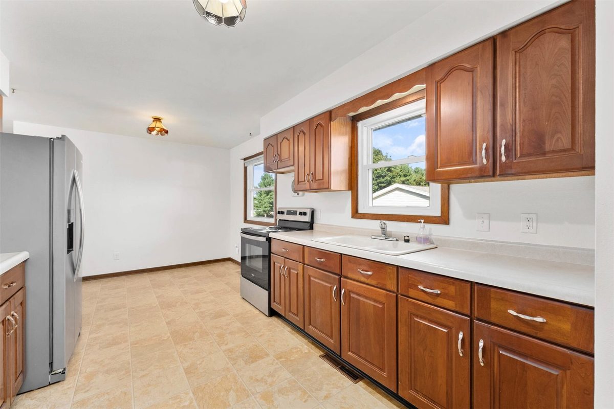 3025 Glenhaven Place, Eau Claire WI 54703 - Residential house for sale - MLS #1604593 - image12