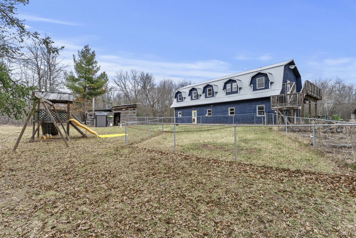 25445 Spaulding Road, Grantsburg, WI