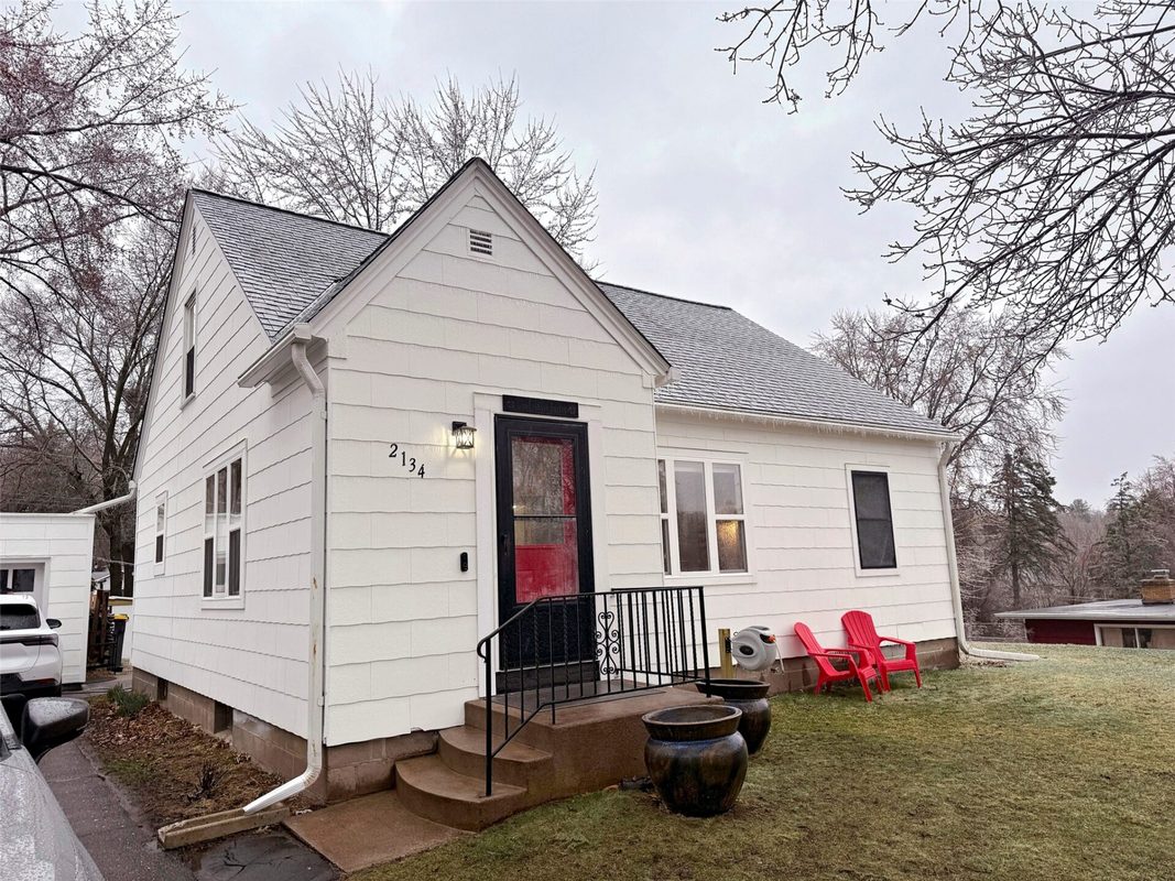 2134 14th Street Eau Claire WI 54703 — photo 3