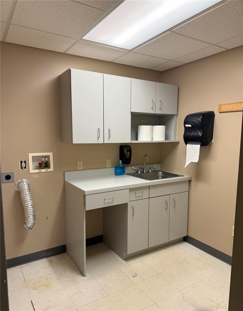 1507 W Knapp Street Rice Lake WI 54868 — photo 10