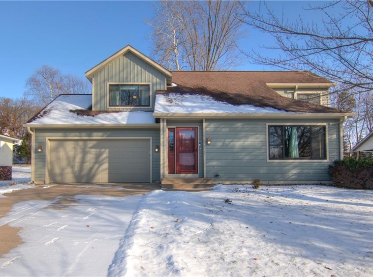Residentialhouse for sale picture with an address of  2013 Declaration Drive in Eau Claire and a list price of 349900