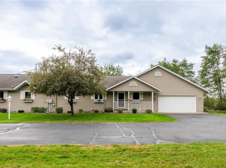 Residentialhouse for sale picture with an address of  1101 Weather Ridge Road in Chippewa Falls and a list price of 279900