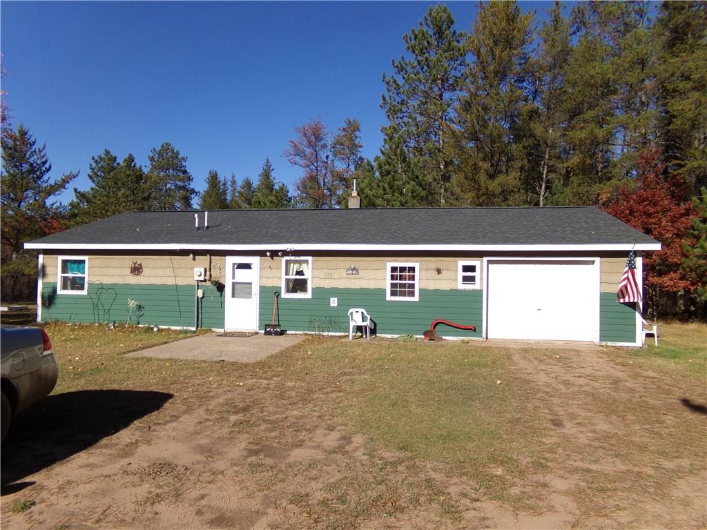 Residentialhouse for sale picture with an address of  13747 County Road Y  in Gordon and a list price of 175000