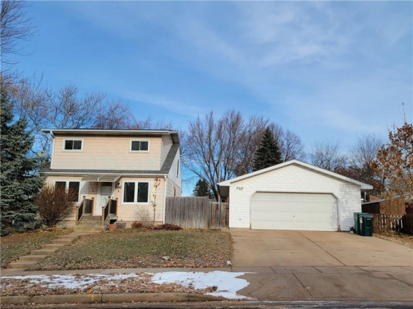 Residentialhouse for sale picture with an address of  2446 Marquette Street in Eau Claire and a list price of 179900