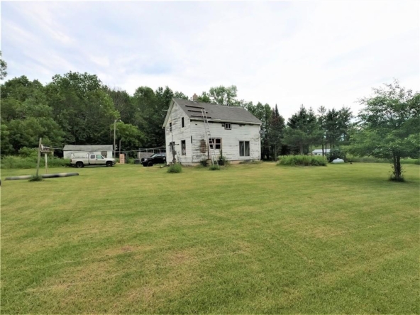 Residentialhouse for sale picture with an address of  2873 County Road T  in Danbury and a list price of 121900