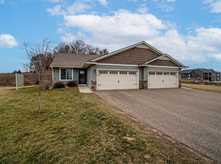 Residentialhouse for sale picture with an address of  6274 Aspen Meadow Court in Eau Claire and a list price of 309900
