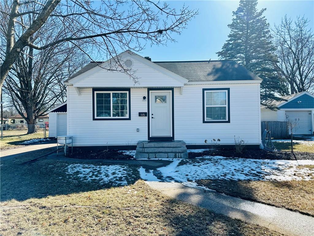 Residentialhouse for sale picture with an address of  115 Grant Avenue in Eau Claire and a list price of 269900