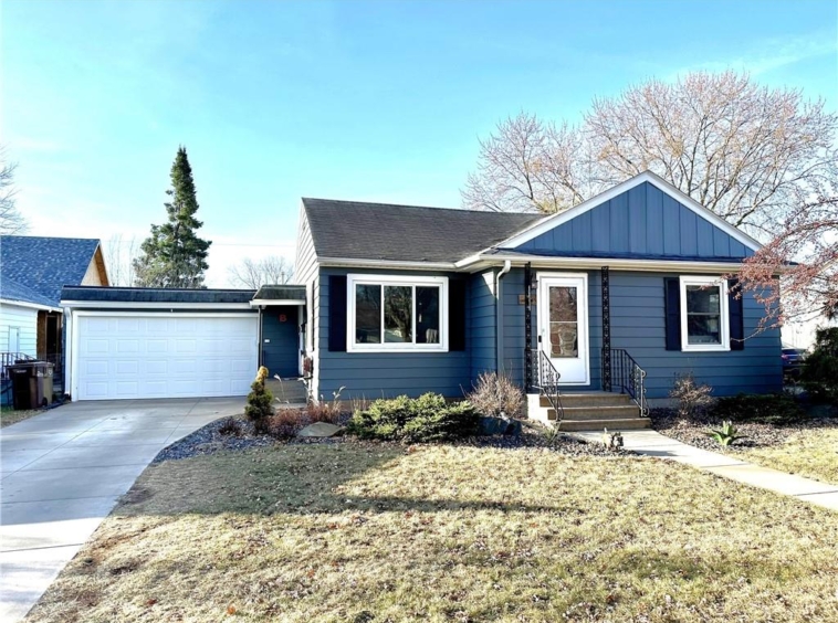 Residentialhouse for sale picture with an address of  227 Grant Avenue in Eau Claire and a list price of 289900