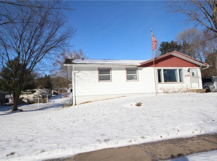 Residentialhouse for sale picture with an address of  3116 14th Street  in Eau Claire and a list price of 249900