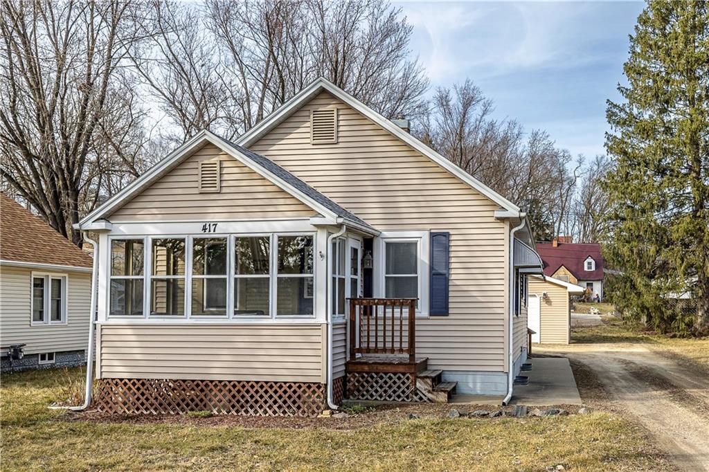Residentialhouse for sale picture with an address of  417 Buchanan Street in Black River Falls and a list price of 139900