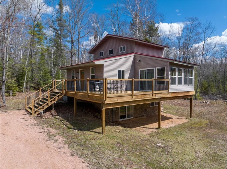 Residentialhouse for sale picture with an address of  N 3574 Long Lake Road in Stone Lake and a list price of 284900