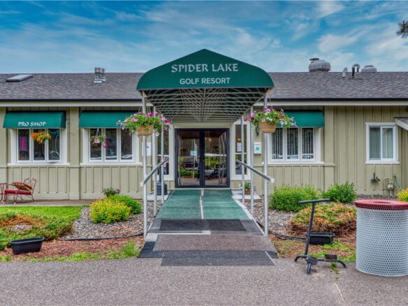 11165 W Elaine Drive 8, Hayward, WI