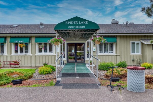 11165 W Elaine Drive 8, Hayward, WI