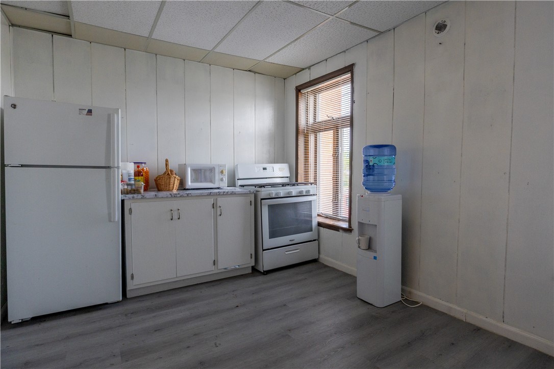 110 W 2nd Street Ladysmith WI 54848 — photo 32