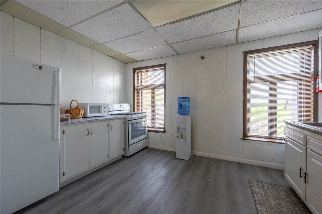 110 W 2nd Street Ladysmith WI 54848 — photo 43