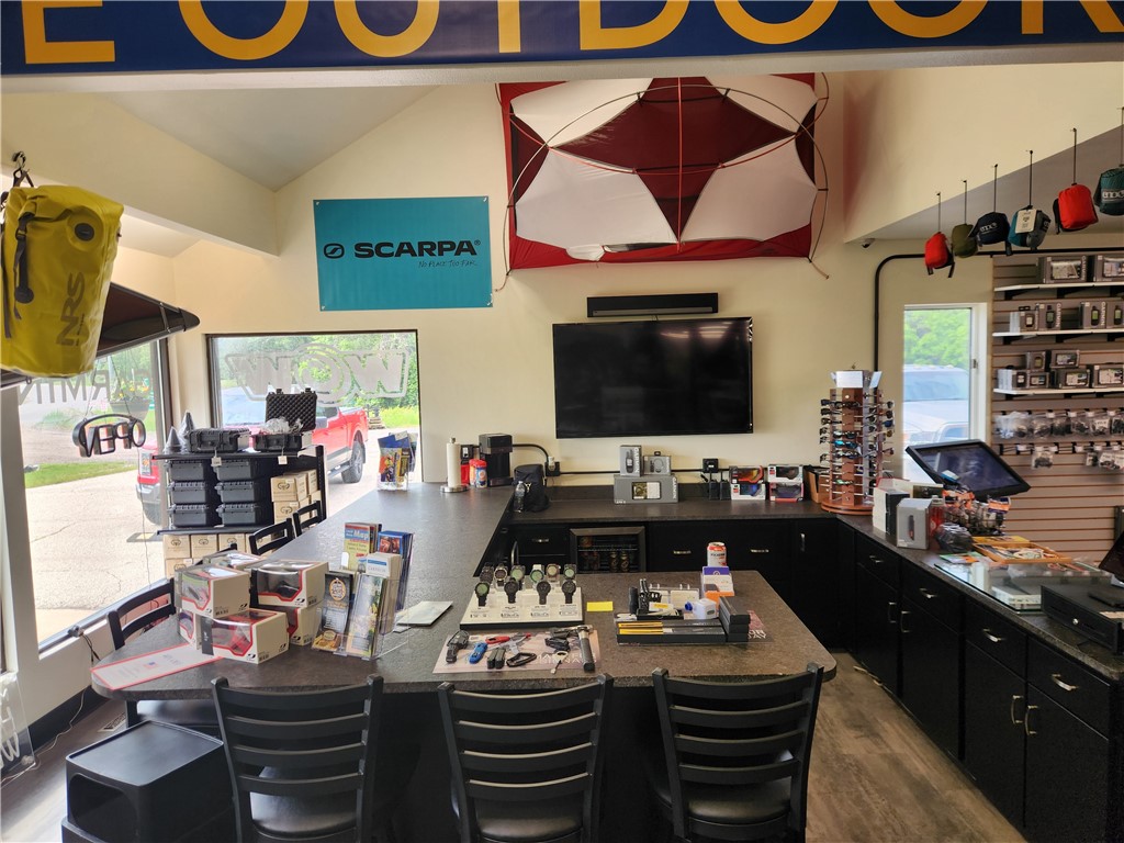 800 Oasis Road Black River Falls WI 54615 — photo 8