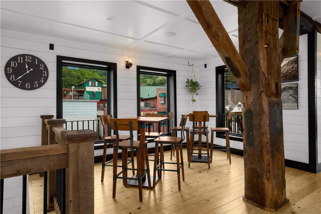 112-115 N Shore Drive Fountain City WI 54629 — photo 17