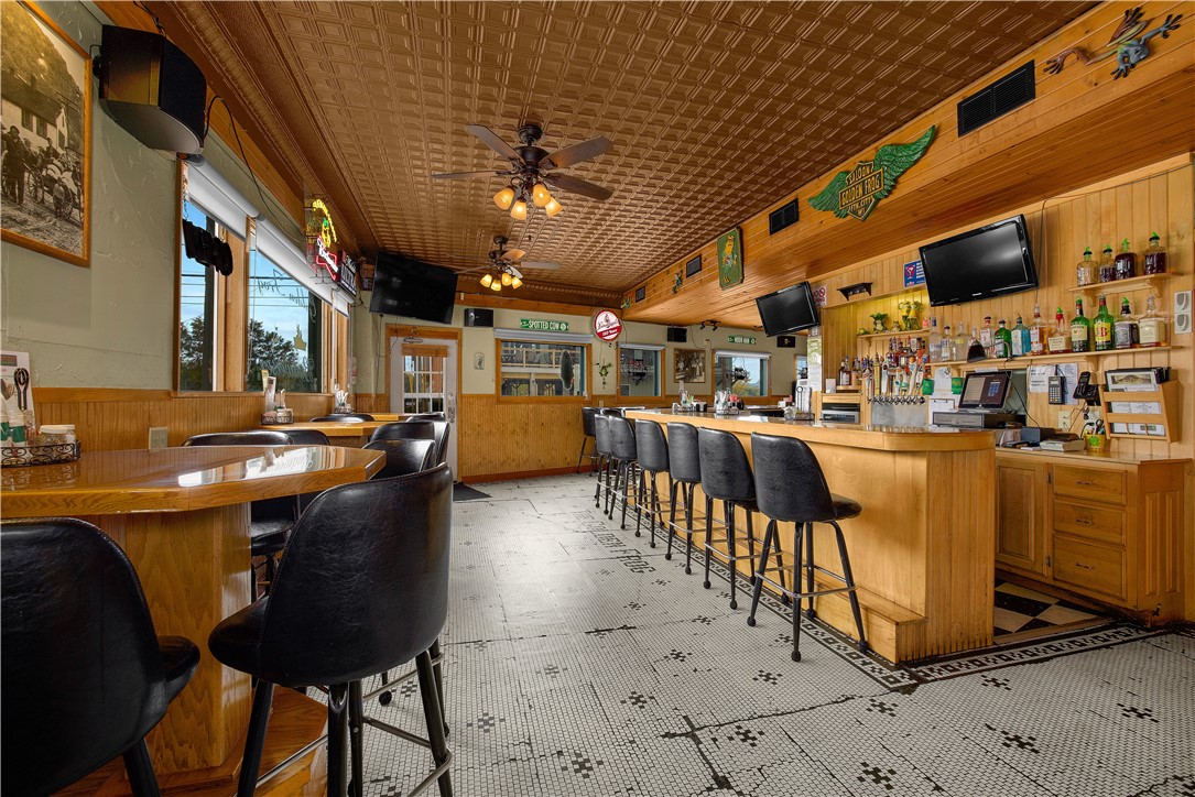 112-115 N Shore Drive Fountain City WI 54629 — photo 40