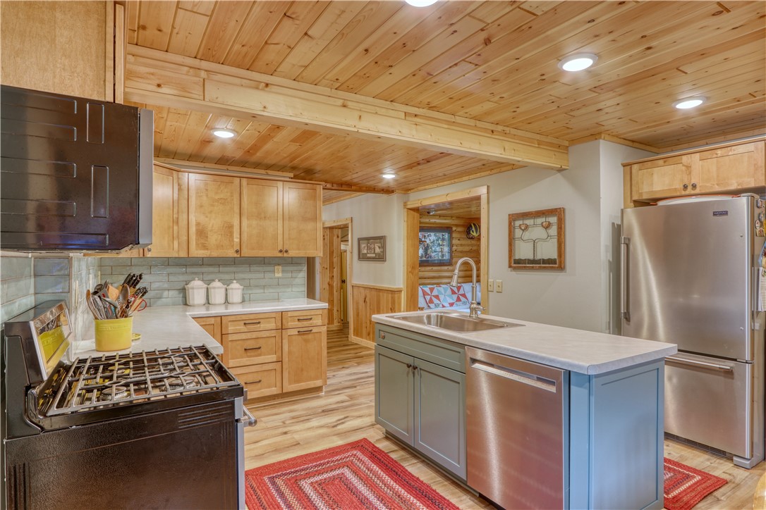 11518 S Lakeside Street, Solon Springs, WI — photo 18