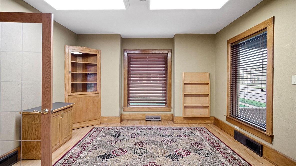 209 E Division Street, Neillsville, WI