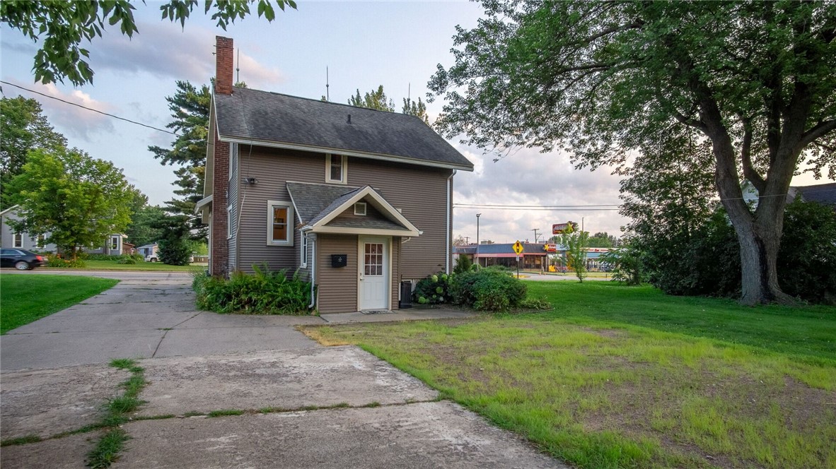 209 E Division Street, Neillsville, WI